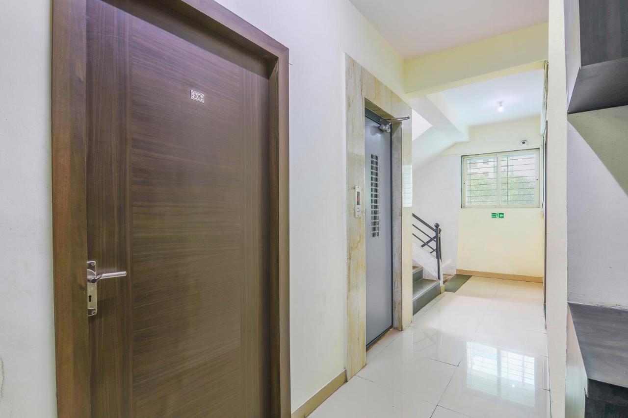 Fabexpress Nalanda Service Apartment Mumbai  Buitenkant foto